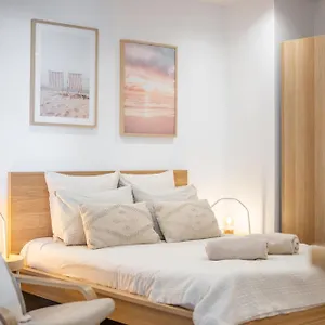 appartement-bord-de-mer-la-petite-ma-line.fr-provencehotel.com/